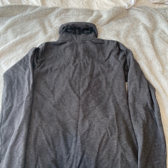 Bench sweater - Picture 2 of 3